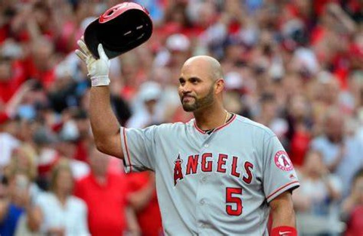 Esther Grace Pujols: Who is Albert Pujols' daughter? 1 Albert Pujols