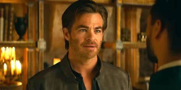 Chris Pine in Dungeons & Dragons: Honor Among Thieves