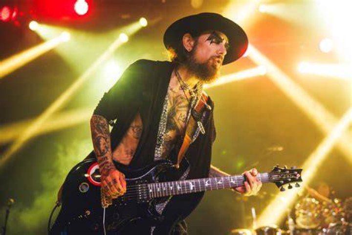 Dave Navarro Dave Navarro