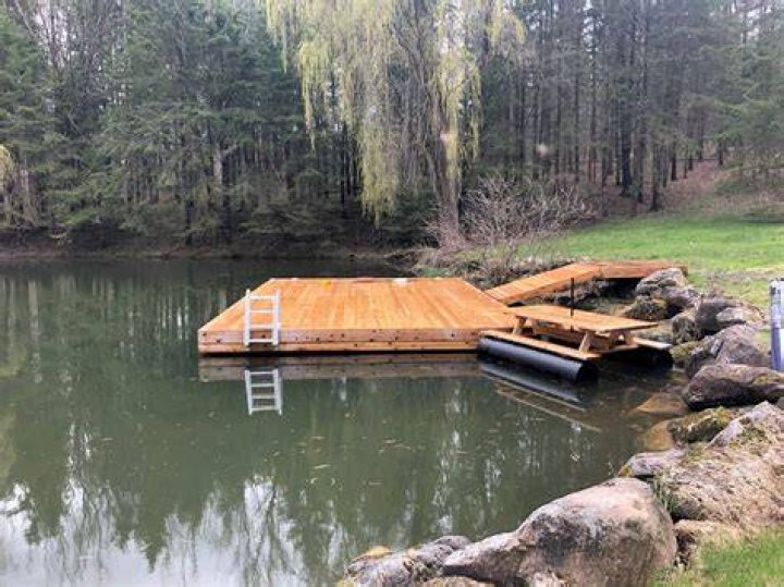 How to build a dock on a pond