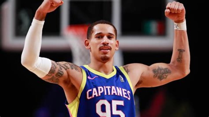 Juan Toscano-Anderson contract, salary, net worth 1 Juan Toscano Anderson