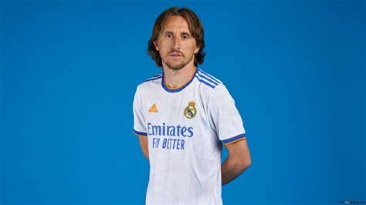 Luka Modrić parents: Radojka Modrić, Stipe Modrić 1 Luka Modric