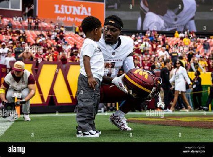 Did Deebo Samuel get death threats from fans? 1 Raequan Tyshun Deebo Samuel Sr