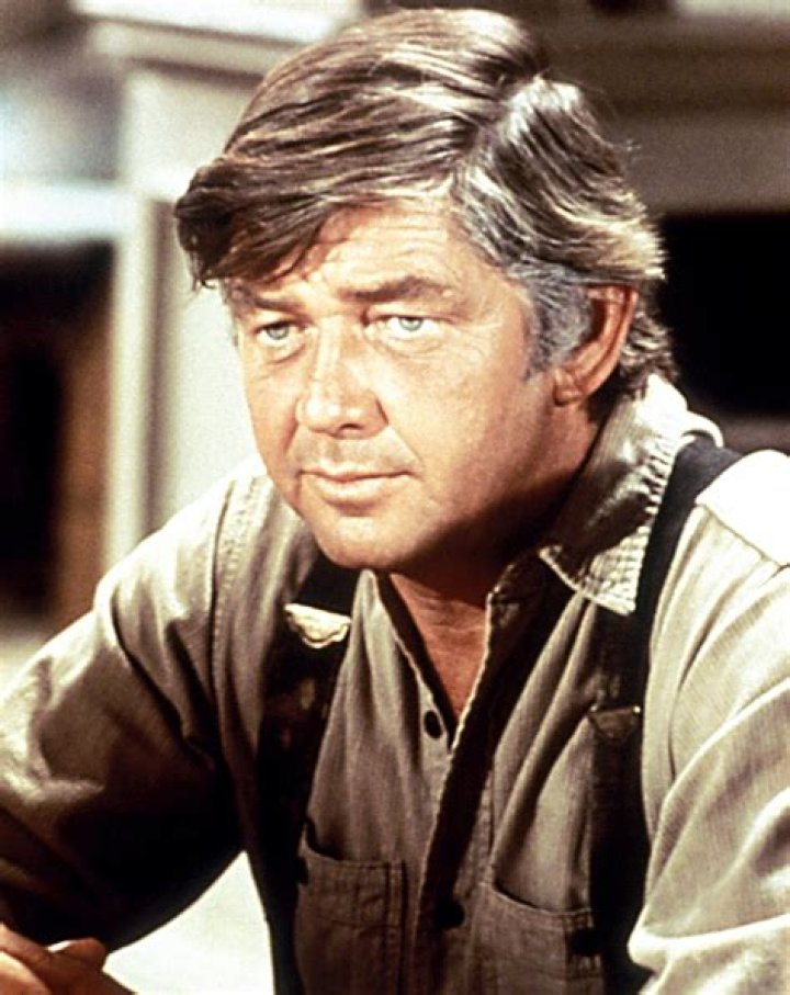 Ralph Waite