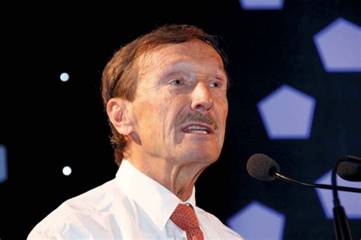 Rolf M. Zinkernagel Rolf M. Zinkernagel