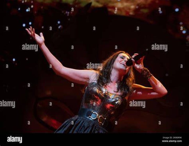 Sharon den Adel Sharon den Adel
