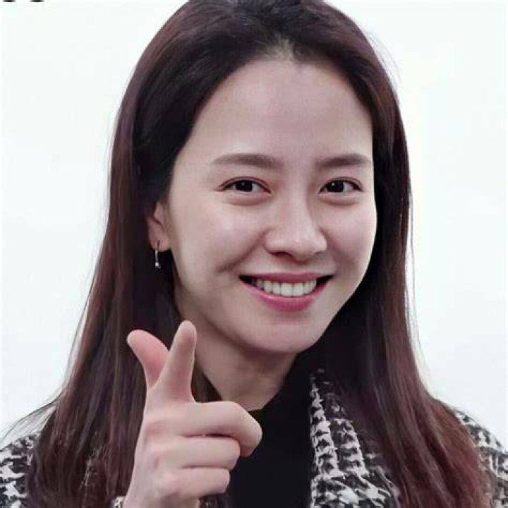 Song Ji-hyo