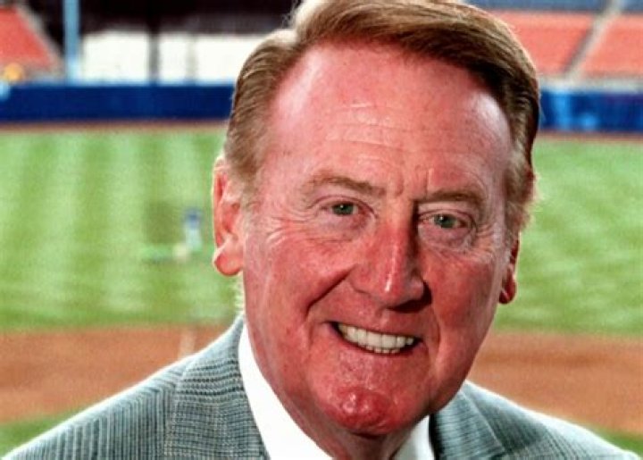 Joan Crawford cause of death: What happened to Vin Scully first wife? 1 Vin Scully